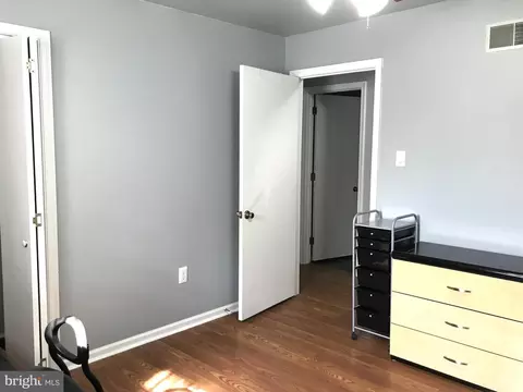 211 New Castle Dr, Reading, PA 19607 photo 33