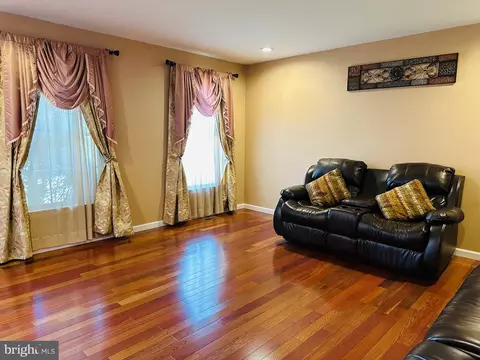 8 Nancy Cir, Reading, PA 19606 photo 8