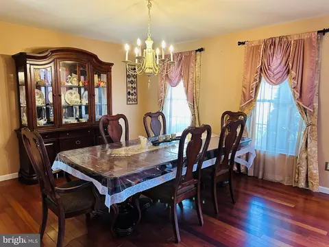 8 Nancy Cir, Reading, PA 19606 photo 10