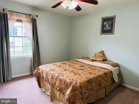 8 Nancy Cir, Reading, PA 19606 photo 28