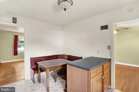 305 Lynoak Ave, Reading, PA 19607 photo 12