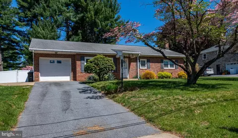 855 Elm St, Reading, PA 19605 photo 23