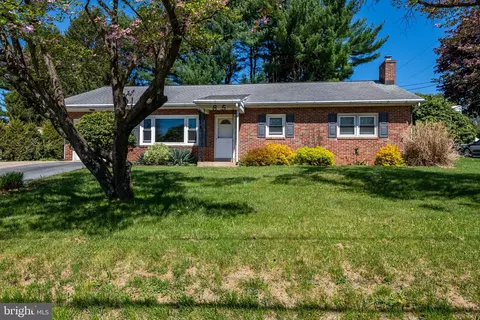 855 Elm St, Reading, PA 19605