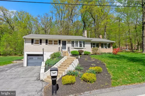 1749 Ramich Rd, Temple, PA 19560