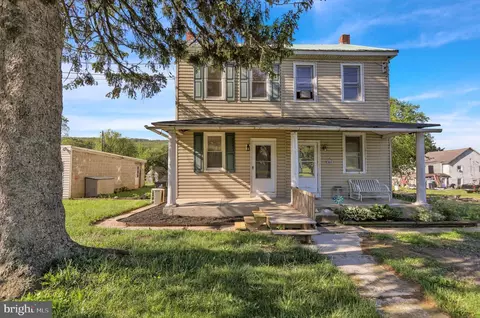 960 W Penn Ave, Robesonia, PA 19551