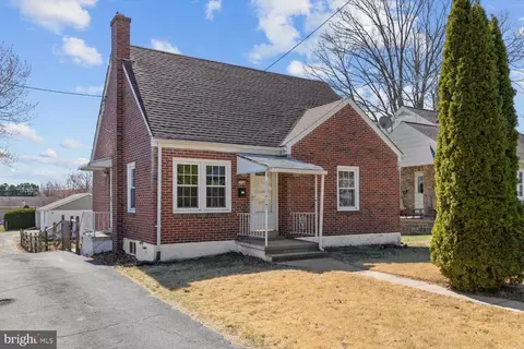 3724 Saint Lawrence Ave, Reading, PA 19606