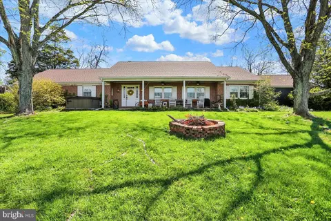 12 Amity Park Rd, Birdsboro, PA 19508