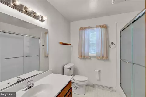 1857 S Mountain Dr, Reading, PA 19608 photo 20