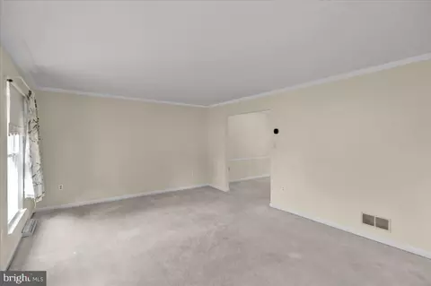 1857 S Mountain Dr, Reading, PA 19608 photo 6