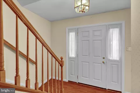 1857 S Mountain Dr, Reading, PA 19608 photo 2