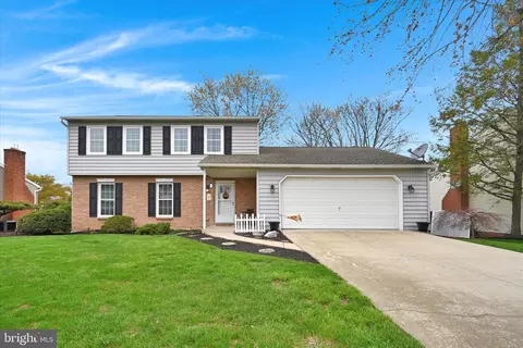 1546 Singer Rd, Wyomissing, PA 19610