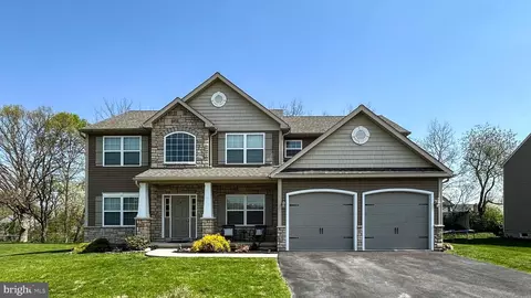 300 Sofia Blvd, Blandon, PA 19510