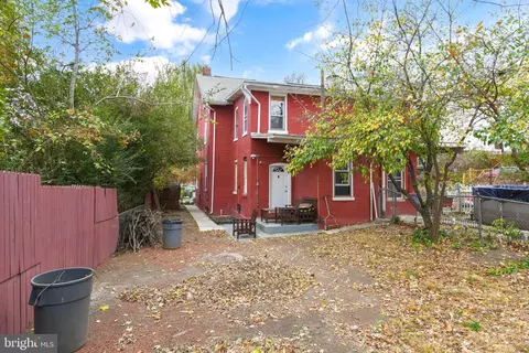 Exterior - 730 Lancaster Ave, Reading, PA 19611 photo 3 of 4