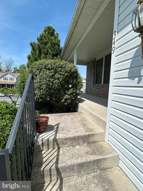 349 Oneida Dr, Sinking Spring, PA 19608 photo 7