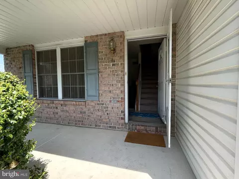 349 Oneida Dr, Sinking Spring, PA 19608 photo 8