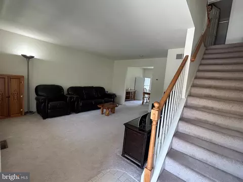 349 Oneida Dr, Sinking Spring, PA 19608 photo 9