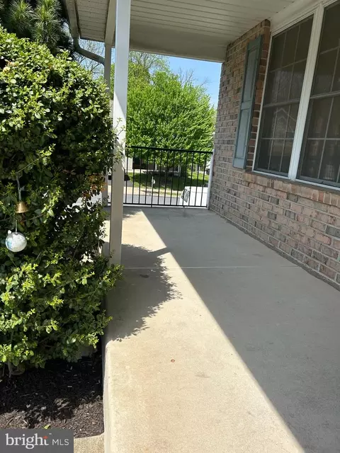 349 Oneida Dr, Sinking Spring, PA 19608 photo 6