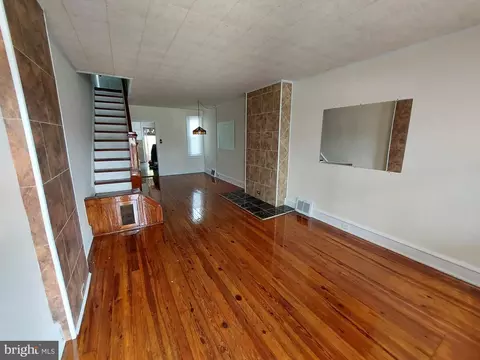 369 Hazel St, Reading, PA 19611 photo 4