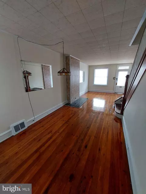 369 Hazel St, Reading, PA 19611 photo 5