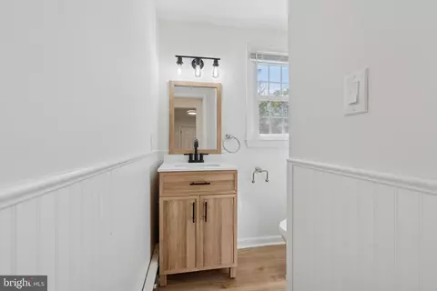 Entry Way - 227 Spohn Rd, Reading, PA 19608 photo 1 of 1
