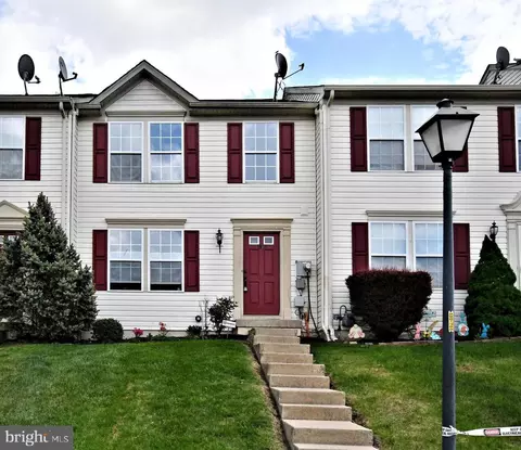 3306 Orchard View Dr, Reading, PA 19606