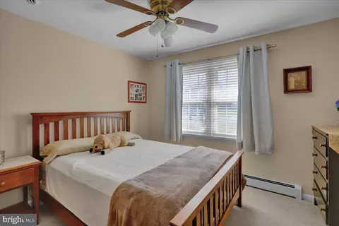 Bedroom - 820 Lorane Rd, Reading, PA 19606 photo 2 of 8