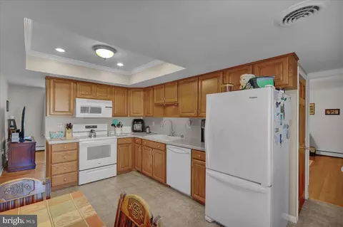 Kitchen - 820 Lorane Rd, Reading, PA 19606 photo 2 of 3