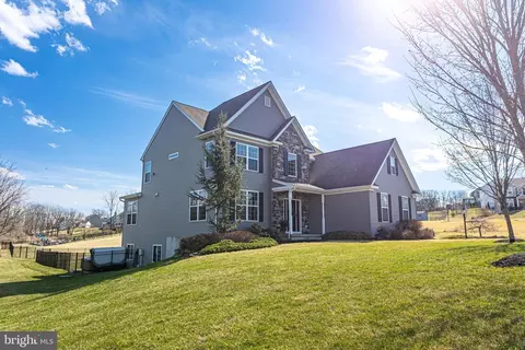 33 Docwill Dr, Barto, PA 19504 photo 3