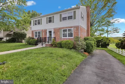2701 Dalin Dr, Reading, PA 19609 photo 3