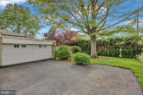 2701 Dalin Dr, Reading, PA 19609 photo 7