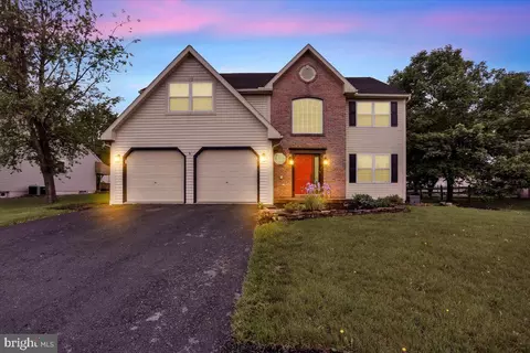 114 Carmen Dr, Blandon, PA 19510