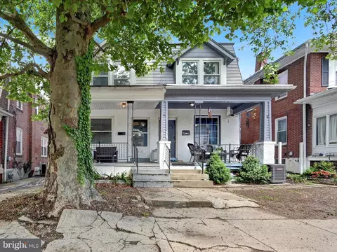 717 Crescent Ave, Reading, PA 19605