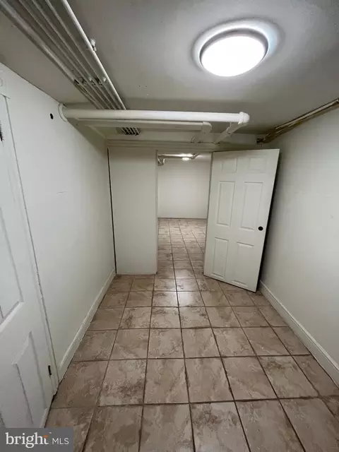 Entry Way - 113 S 8th St, Reading, PA 19602 photo 1 of 4