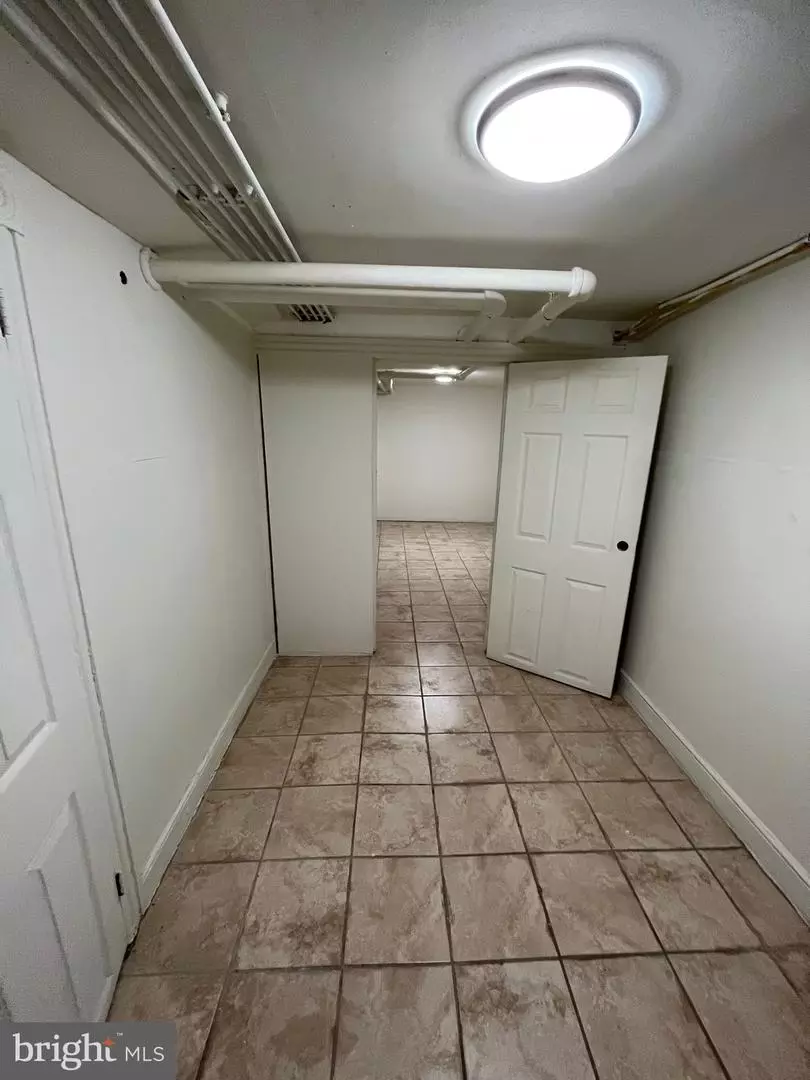 Entry Way - 113 S 8th St, Reading, PA 19602 photo 1 of 4