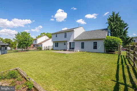 Exterior - 3405 Mohawk Dr, Reading, PA 19608 photo 4 of 6