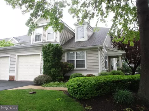 106 Oak Hill Ln, Reading, PA 19610