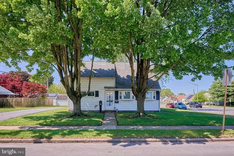 5206 8th Ave, Temple, PA 19560