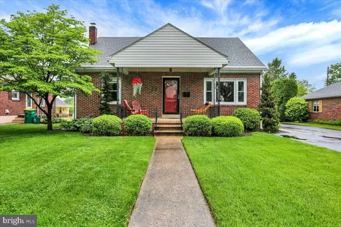 202 Old Fritztown Rd, Reading, PA 19607