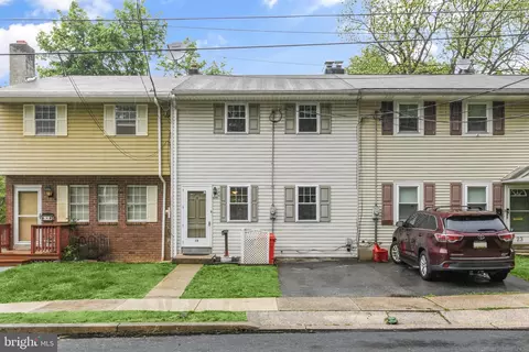 19 Reed St, Mohnton, PA 19540