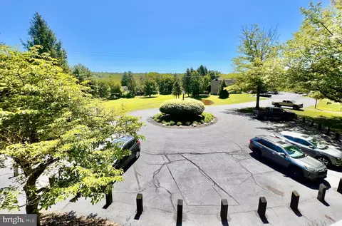 Exterior - 6 B Olympic Dr, Reading, PA 19607 photo 4 of 4