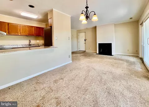Living - 6 B Olympic Dr, Reading, PA 19607 photo 2 of 3