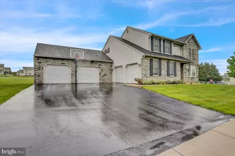 101 Primrose Ln, South Heidelberg Twp, PA 19608