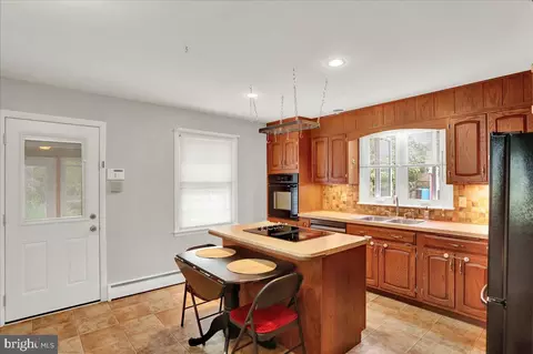 912 Belair Ave, Reading, PA 19607 photo 9