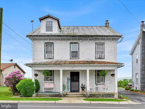 80 Legion Dr, Bethel, PA 19507