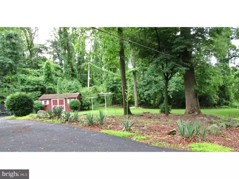 90 Wanner Rd, Reading, PA 19606 photo 6