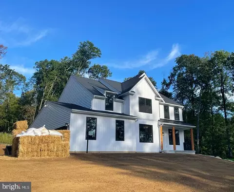 7225 Orthaus Rd, Hereford, PA 18056
