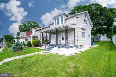 3433 Raymond St, Reading, PA 19605