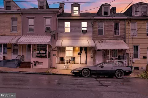 431 Buttonwood St, Reading, PA 19601