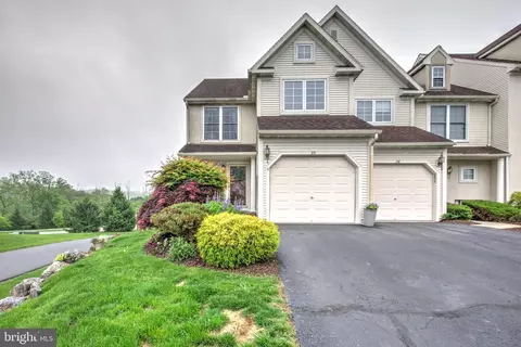 27 Whitepine Gulch, Reading, PA 19607