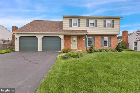 2009 Cypress Ln, Reading, PA 19610
